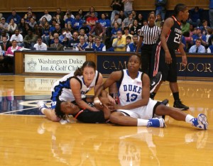 Abby Waner (3 steals)  and Karima Christmas (6 steals) hit the floor 