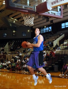 Miles floats for a dunk during the N.C. Pro AM - Rick Crank Photo