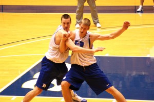 Plumlee brothers go at it in practice - copyright BDN Photo